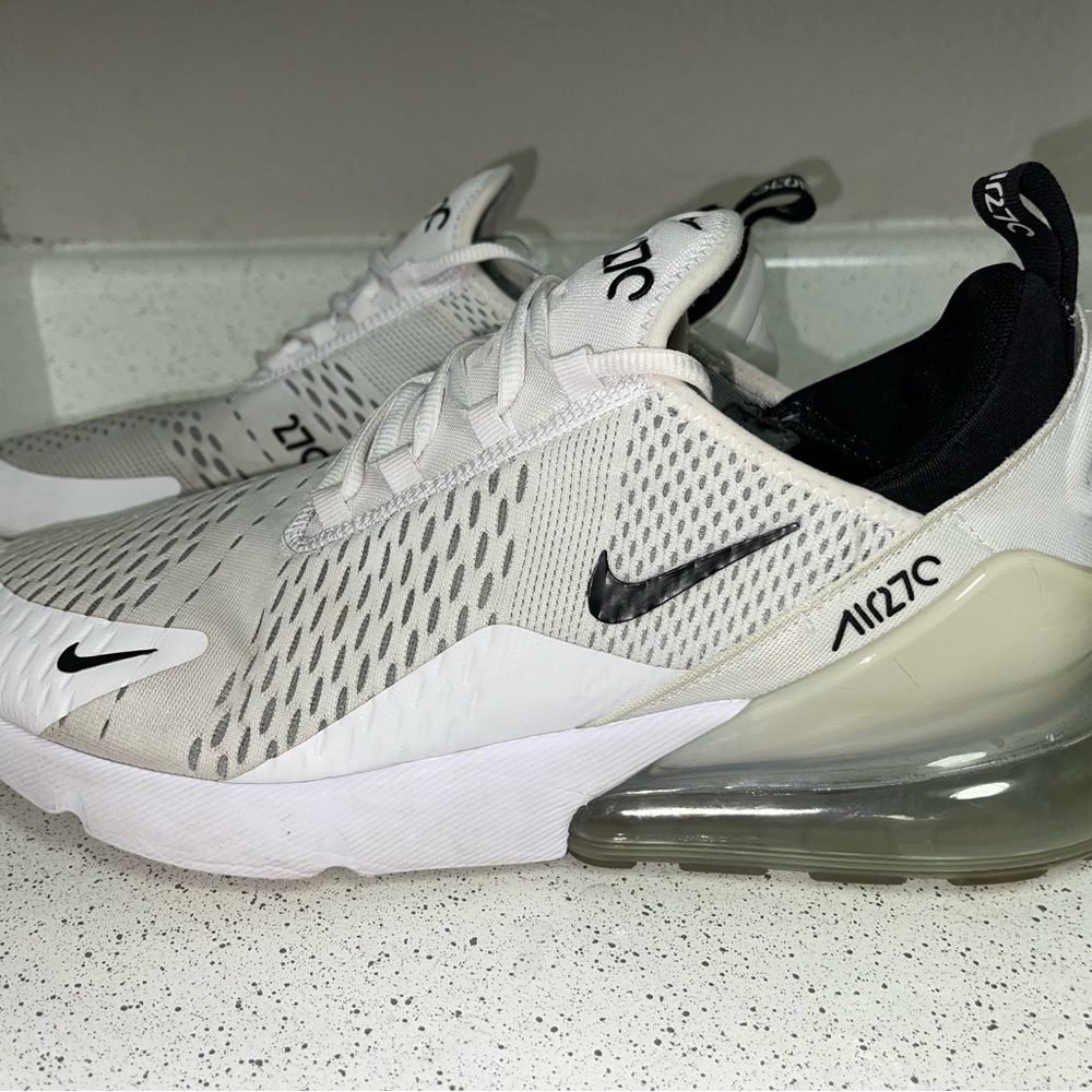 Nike Air Max 270